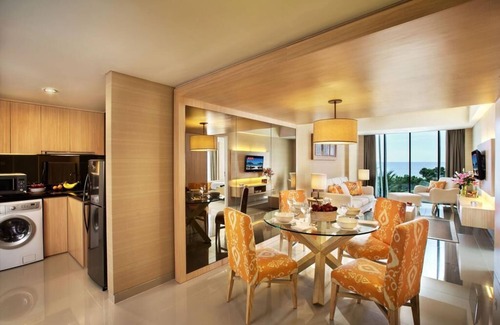 Downtown Kuta Hotel | Studio Room with Nice View in Kuta Beach