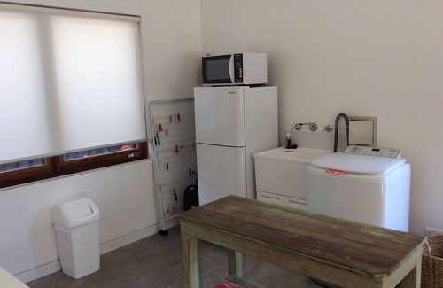 Bowral Apartment | Studio Rouge in heart of old Bowral only minutes walk to shops and restaurants