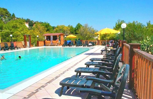 Scialara Apartment | Studio 'Sabbia D'oro' with Shared Pool and Wi-Fi
