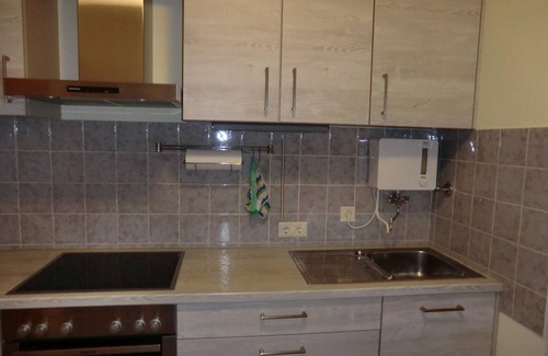 Bad Krozingen Apartment | Studio 'Sayer-Roth' with Balcony and Wi-Fi