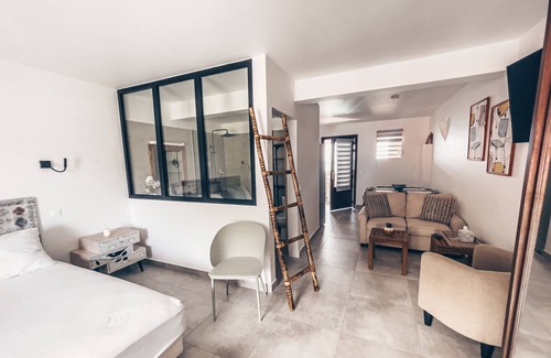 Grand Case Apartment | Studio sea view share terrace