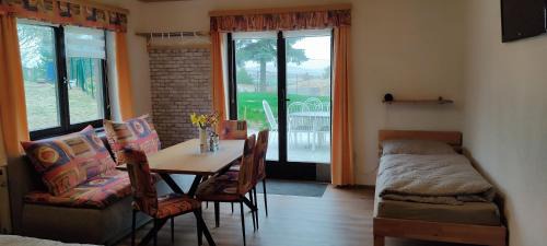 Lerchenau Apartment | Studio Sonnenhang Würnitz