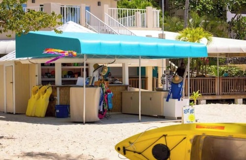 Nazareth Apartment | studio suite - Elysian Beach Resort, St. Thomas