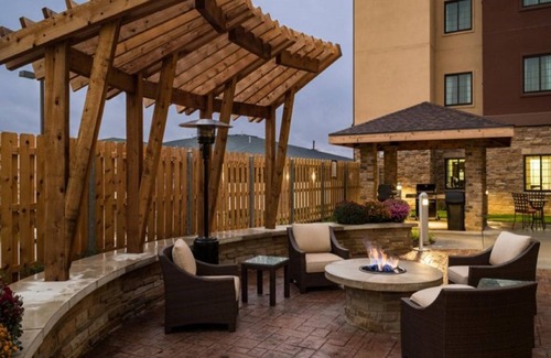 Wichita Falls Apartment | Studio Suite in Wichita Falls | Free Breakfast + Fitness Center Access!