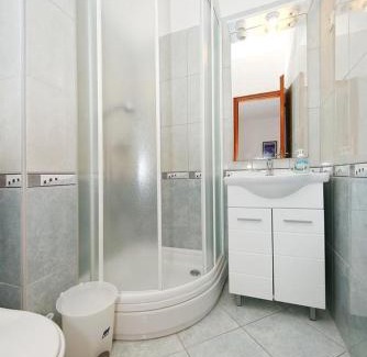 Sukosan Apartment | Studio Sukosan 6229c
