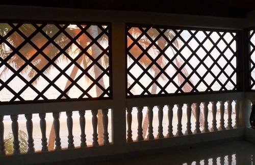 Libreville Apartment | Studio Sunset - Vue sur Mer/Pied dans l'eau