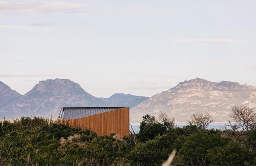 Dolphin Sands House | Studio Tasmania