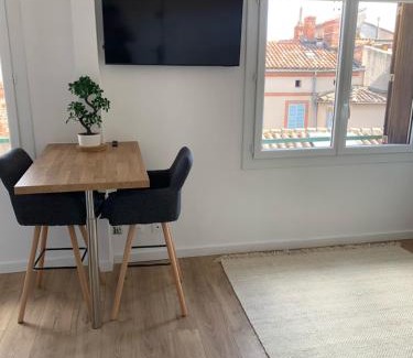 Carmes Apartment | Studio Trinité - Quartier des Carmes