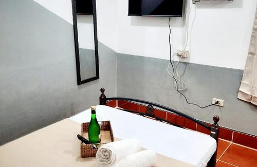 Tacloban Hotel | Studio type unit - Host Homes Apitong