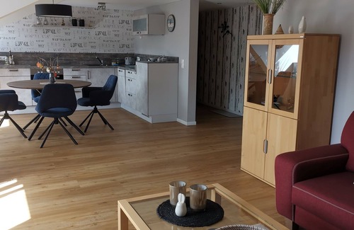 Hansaviertel Apartment | Studio under the roof