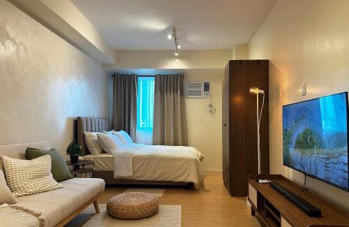 South Triangle Apartment | Studio Unit at Mplace