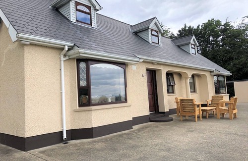 Letterkenny Apartment | Studio Unit for two in Ireland’s stunning Northwest.