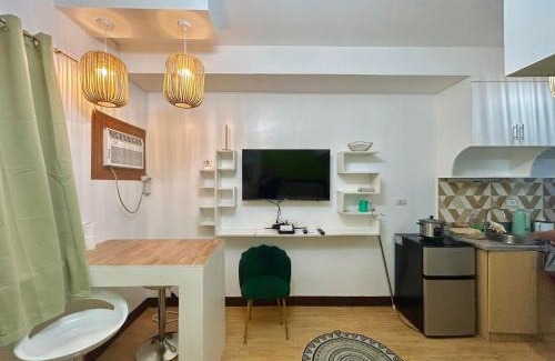 Cagayan de Oro Apartment | Studio unit Mesaverte Residence Near SM downtown Gaisano Mall Centrio Mall