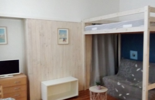 La Rochelle City Centre Apartment | STUDIO VIEUX PORT DE LA ROCHELLE