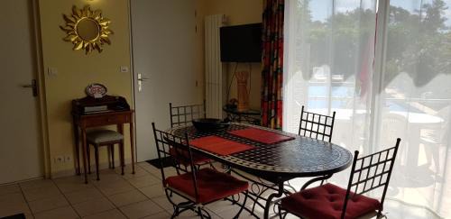 Saint-Gely-du-Fesc Apartment | Studio Villa Les Canas