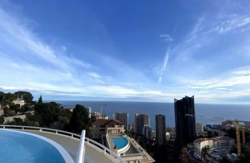 Beausoleil Apartment | Studio with access to pool