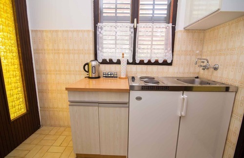 Artatore Apartment | Studio with air conditioning and Internet