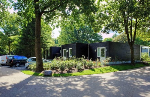Schaarsbergen House | Studio with breakfast box and a terrace
