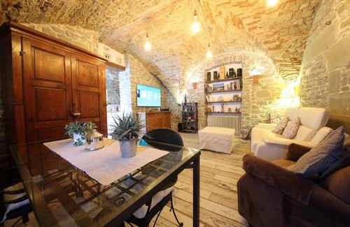 Marradi Apartment | Studio with enclosed garden and wifi at Popolano