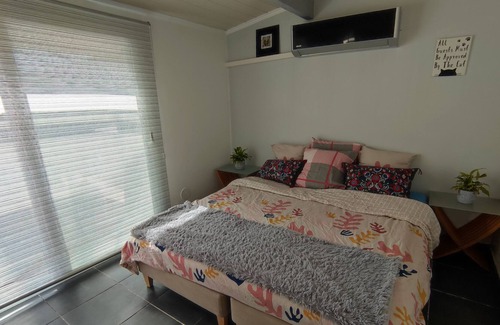 Roissy-en-France House | Studio with garden at ROISSY CDG