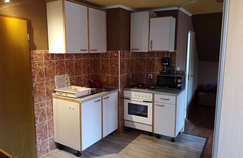 Balatongyorok Apartment | Studio with garden and Internet