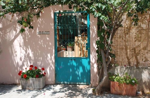Herzliya Apartment | Studio with lovely garden