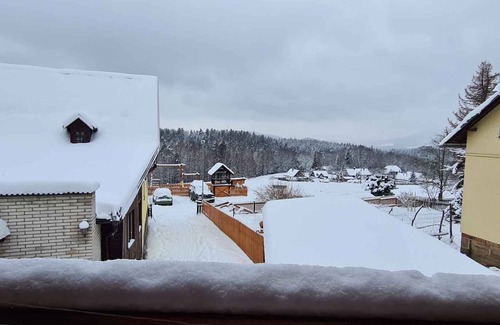 Jetrichovice Apartment | Studio with own small garden and indoor swimming pool