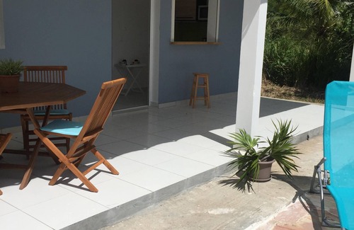 Le Robert Apartment | Studio with pool by the sea