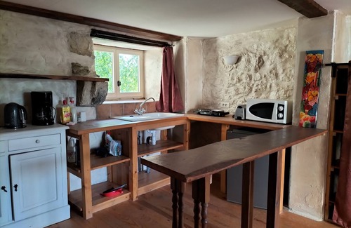 Fonroque Apartment | Studio with summer pool in small village in Dordogne