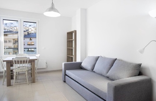 Pas de la Casa Apartment | Studio with Views. 300 mtrs from slopes. PAS DE LA CASA. 44