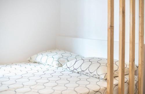 Aigaleo Apartment | studio3 - -10-minutes-from-Monastiraki-Athens!
