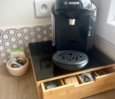 Eysines Apartment | Studiocosy proche Bordeaux, parking gratuit, clim