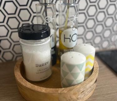 Eysines Apartment | Studiocosy proche Bordeaux, parking gratuit, clim