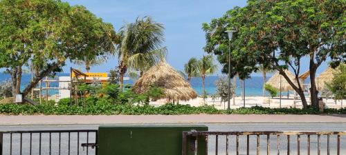 Marie Pampoen Apartment | Studios & House with beautiful beach front view