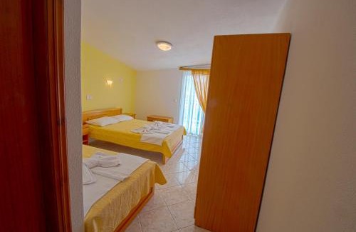 Potos Apartment | Studios Maria