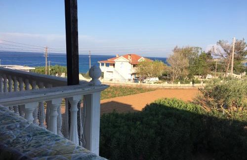 Neromilos Apartment | Studios Petra