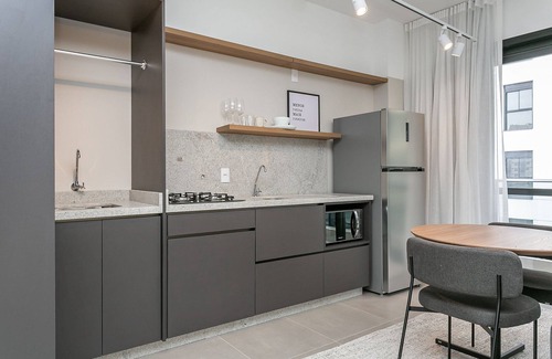 Centro Apartment | Studios Tower by Viva - Prédio com piscina e estacionamento no centro de Floripa