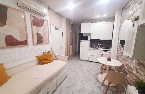 Atocha House | Study in the center of Madrid