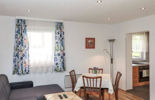 Klopein House | Stunning private villa for 6 people with WIFI, TV, terrace and pets allowed