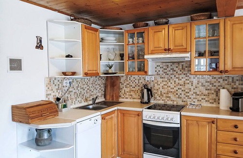 Studenec House | Stunning private villa for 8 guests with WIFI, TV, patio, pets allowed and parking
