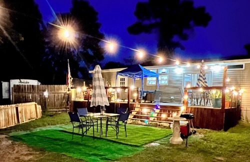 Conroe Cabin | Stunning 1-Bed Glamping Tent in Cleveland