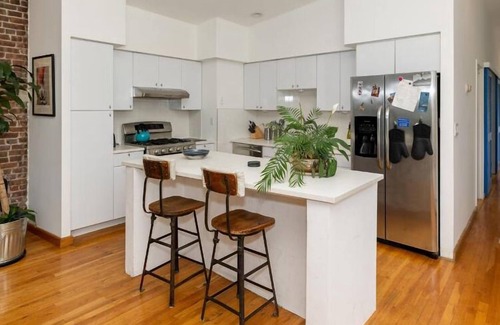 SoHo Apartment | Stunning 1BR in Greenwich SOHO!