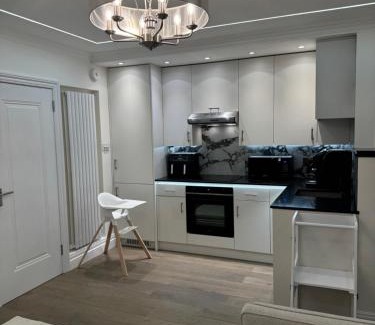 Pimlico Apartment | Stunning 2-bed, 2-bath Property In Central London