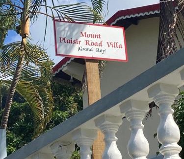 Grand Roy Apartment | Stunning 2-Bed Apartment in Grand Roy Grenada