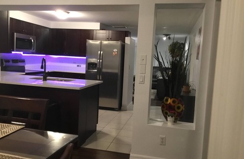 South Gate Ridge House | Stunning 2BR/2BA Home with Private Heated Pool, Minutes from Siesta Key