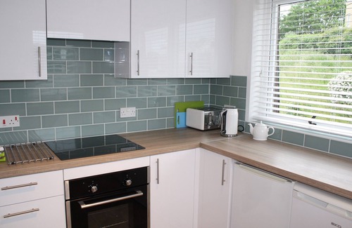 North Berwick Apartment | Stunning 3 bedroom apartment in North Berwick with panoramic views of the sea and the golf course.