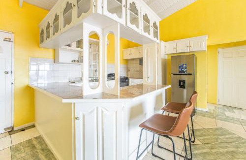 Charlotte Apartment | Stunning 3BR Oceanview Getaway