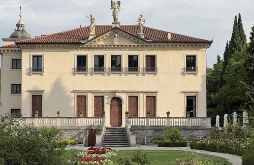 Vicenza Villa | Stunning 6-bed Private Villa With Pool Near Venice