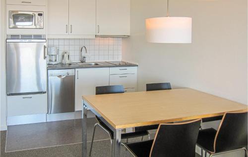 Sandvig Apartment | Stunning Apartment In Allinge With Wifi
