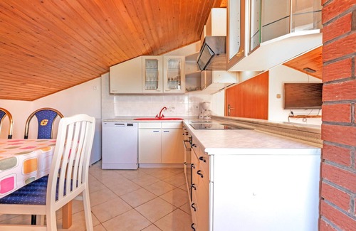 Divaca Apartment | Stunning apartment in Divaca with WiFi